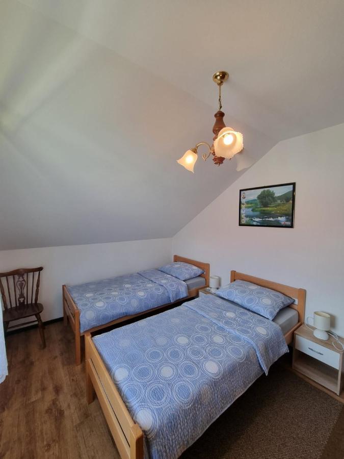 Apartman Dubravcic Leilighet Otočac Eksteriør bilde