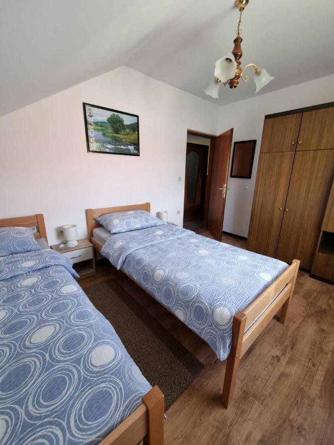 Apartman Dubravcic Leilighet Otočac Eksteriør bilde